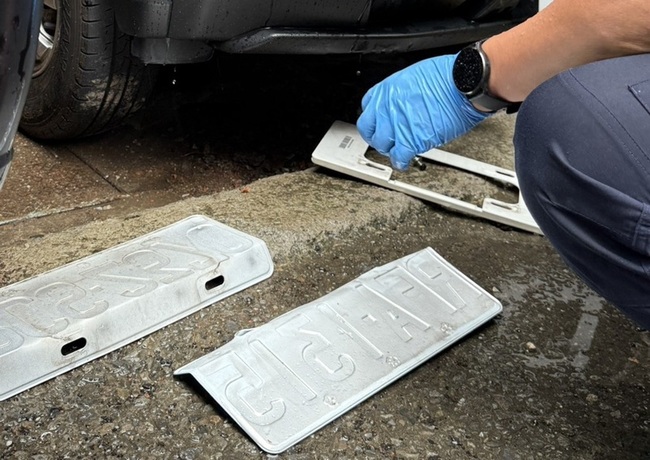 雙和罷團宣傳車車牌遭拗損  警獲報迅速偵破 | 華視新聞