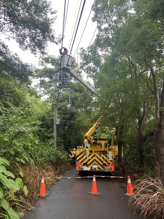 颱風造成新竹一度停電達3214戶 均已復電