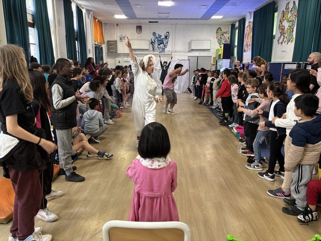 兒童劇「露納」巴黎小學巡演30場 介紹台灣、反思世界 | 華視新聞