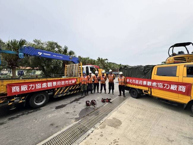 颱風重創嘉義市  新北出動35車70人協助復原 | 華視新聞