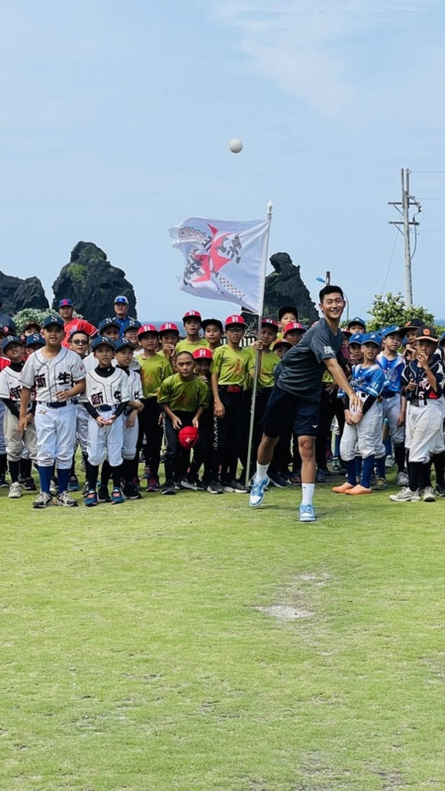 黑潮大哥盃少棒賽綠島開打 陳世展：努力就不會輸人 | 華視新聞