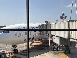 美國機場甩20年舊規 旅客即起不需脫鞋安檢