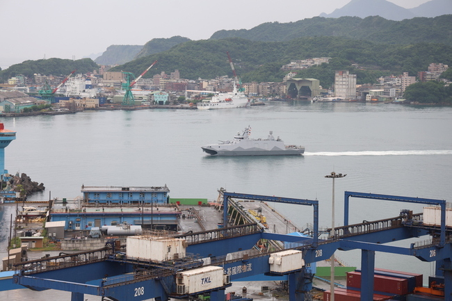 漢光軍演首日 沱江級巡邏艦基隆緊急出港 | 華視新聞