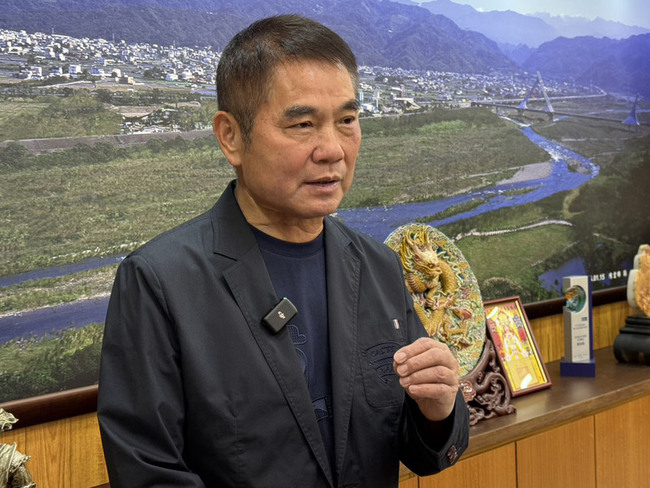 苗縣私校報名分科測驗出錯 鍾東錦為考生請命 | 華視新聞