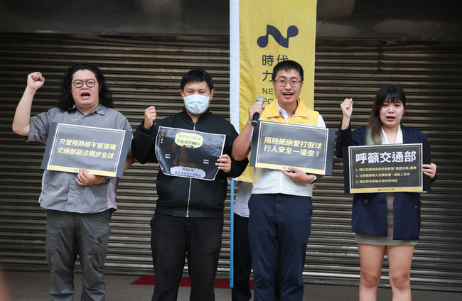 時力：車窗隔熱紙應規範總透光率 制定全面納管時程 | 華視新聞