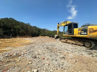 寶山鄉山坡地遭棄置營建廢棄物  竹檢起訴12人