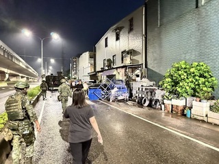 漢光演習 戰車10日深夜擦撞桃園民宅與車輛