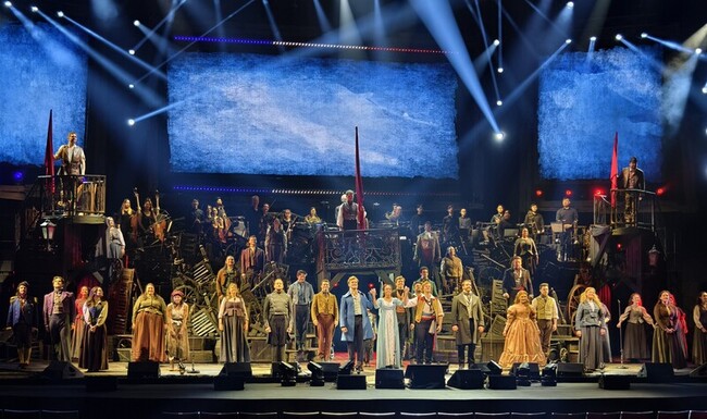 悲慘世界40週年音樂會  交響氣勢震撼像聽演唱會 | 華視新聞