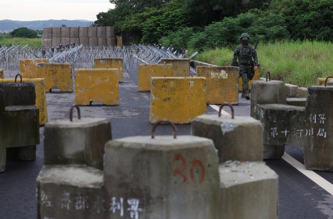 遲滯共軍登陸時間  工兵桃園蘆竹演練阻絕防禦設施 | 華視新聞