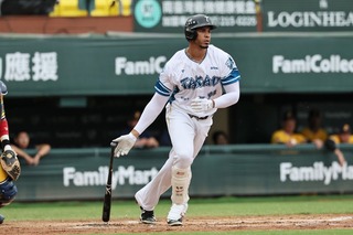 上屆冠軍魔鷹怕鎖骨傷勢惡化  退出全壘打大賽