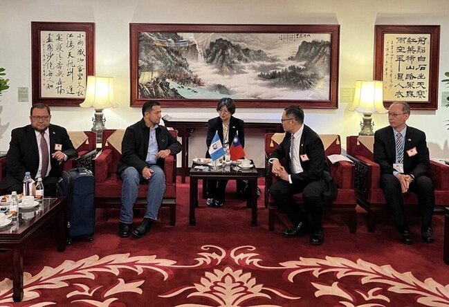 瓜地馬拉議長率跨黨派議員團訪台 將晉見賴總統 | 華視新聞