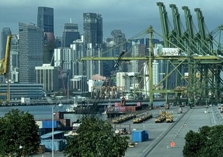 新加坡製造貿易第2季增長加速  提前出貨推升動能