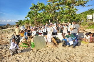 小琉球淨灘清出358公斤垃圾 盼助小海龜返大海