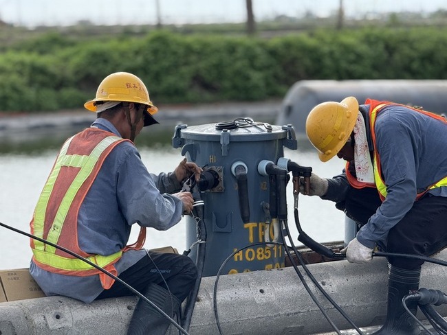 丹娜絲颱風災後嘉南仍487戶停電  台電持續搶修 | 華視新聞
