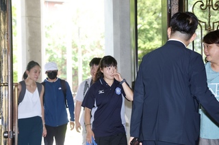 台師大女足抽血案　立委陪學生赴教育部討公道