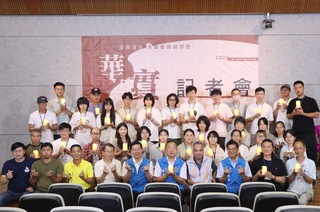 青年木雕研習營三義薪傳　華實主題蘊含蛻變之美