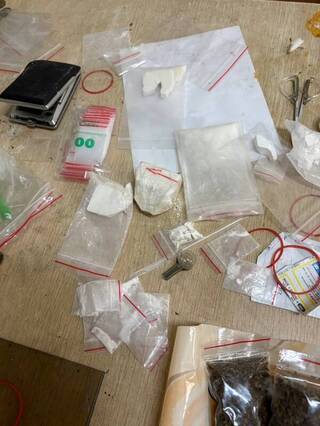 城中城受災戶為賺外快涉販毒  連學徒也淪毒癮者