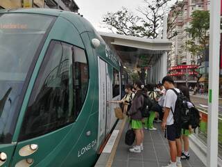 高雄輕軌上半年運量破667萬  通學就醫人次成長