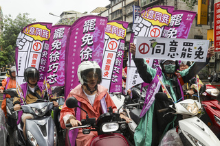 罷團護國大遶境回防台北  藍營陸戰掃街爭取支持