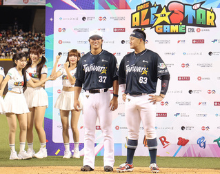 蔣少宏明星賽獲MVP　手牽呂詠臻珍惜重聚時光