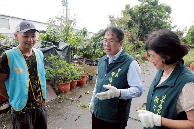 台南獨老住家災損志工助復原 已645人投入第一線 | 華視新聞