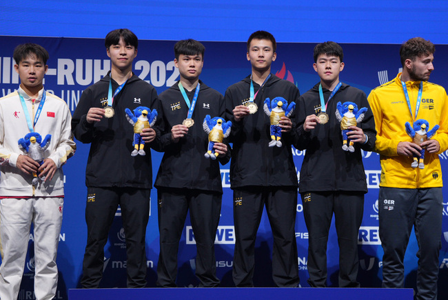 世大運台灣桌球男團摘金　馮翊新：頭皮還在發麻 | 華視新聞