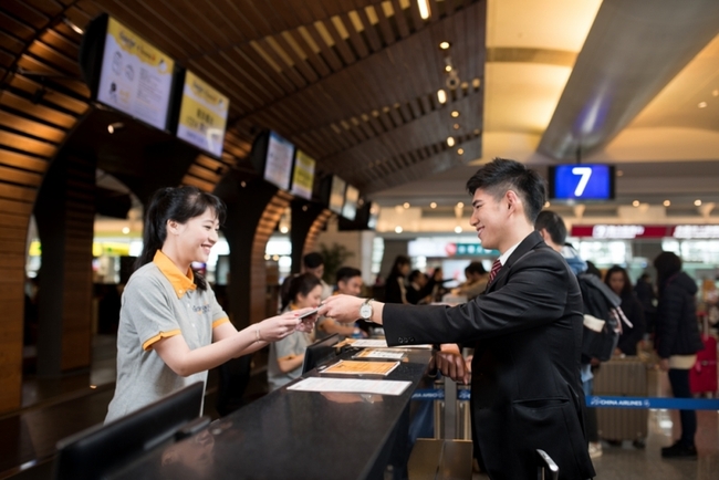 台灣虎航徵才　機師、運務員起薪12萬與3.4萬元 | 華視新聞