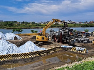 二仁溪河道廢棄物清理第二期  鎖定流域內4場址