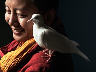 瓊英．卓瑪「天籟瓊英」梵音詠唱　傳遞溫柔祝福