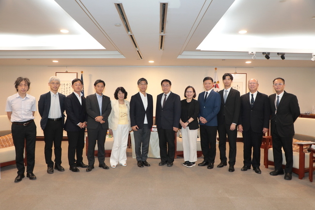 日本眾議員拜會黃偉哲  討論台日防災合作等議題 | 華視新聞