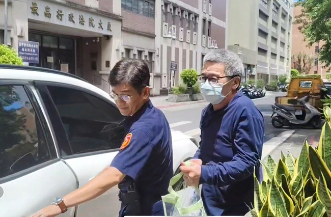 京華城案李文宗獲釋 2千萬元交保配戴電子腳鐶 | 華視新聞