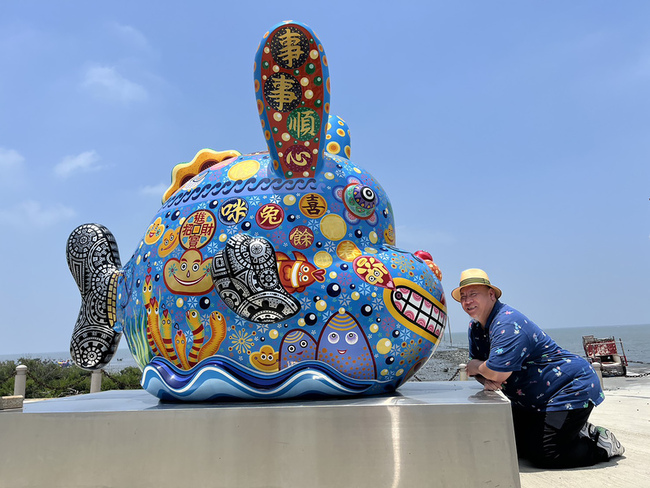 洪易回芳苑家鄉  用11件雕塑串起藝術地景路線 | 華視新聞