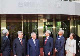 吳東亮：深知人事穩定與人才重要性 盼打造優質金融巨擘