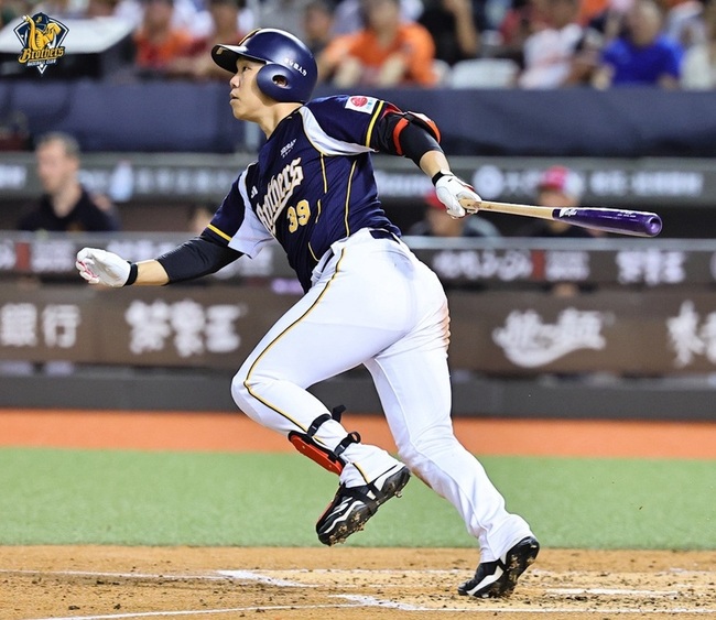 詹子賢生子後好運奪MVP  笑稱「鹹蛋超人」也進化了 | 華視新聞