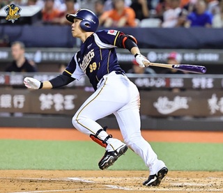 詹子賢生子後好運奪MVP  笑稱「鹹蛋超人」也進化了