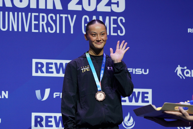 陳瑞安世大運競技體操女子全能奪銅　台灣第1人 | 華視新聞