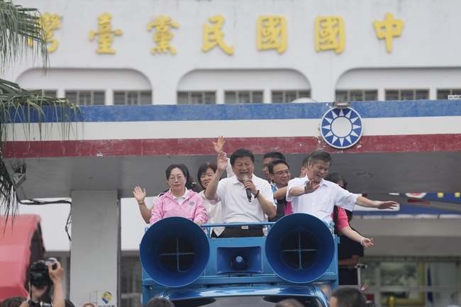 罷免案開票　傅崐萁自行宣布不通過 | 華視新聞