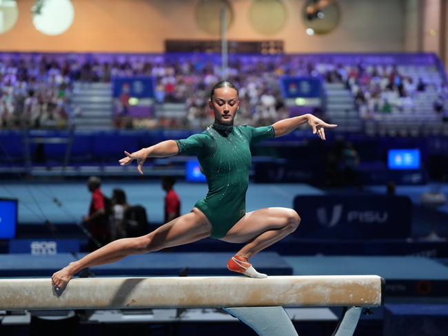 陳瑞安創紀錄還不夠　再摘世大運體操平衡木銀牌 | 華視新聞