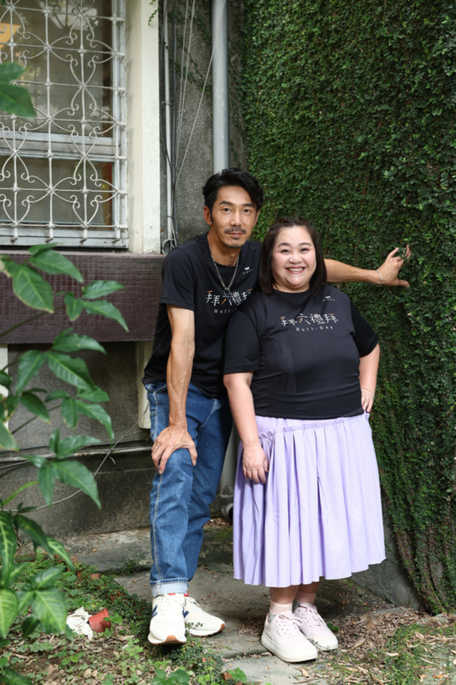 鍾欣凌突破框架演小三　憶低潮買單程機票離開台灣 | 華視新聞