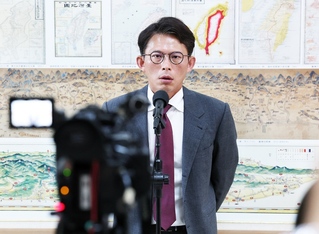 黃國昌：民進黨責任豈是高階黨工辭職可解決