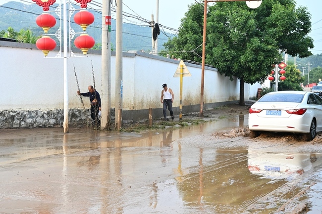 北京大雨重災  中國緊急安排8億元助重建 | 華視新聞