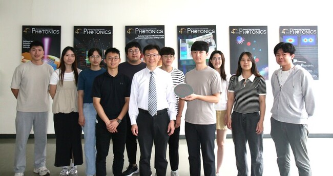 陽明交大研發元件可模擬人腦記憶  助力智慧醫療 | 華視新聞