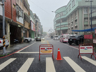 西南氣流強降雨　南投市淹水1級警戒東山路深及腳踝