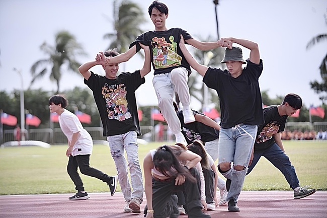 街舞融合原民文化與舞台展演　青年助力家鄉傳承 | 華視新聞