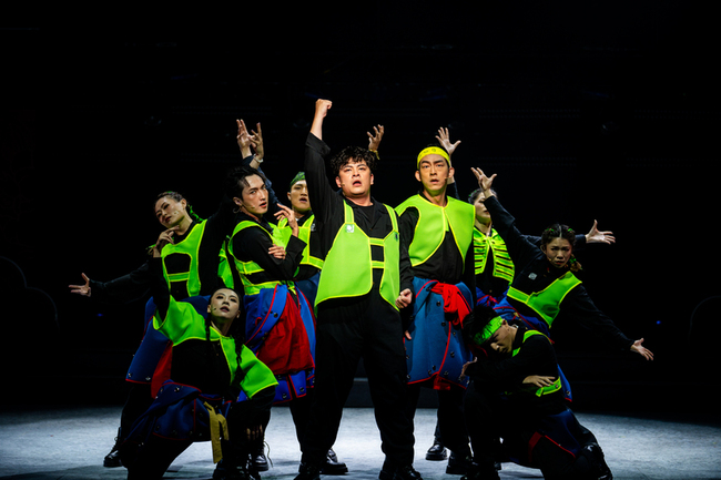 嚎哮排演「別叫我成功」很嘻哈  北藝中心演出 | 華視新聞