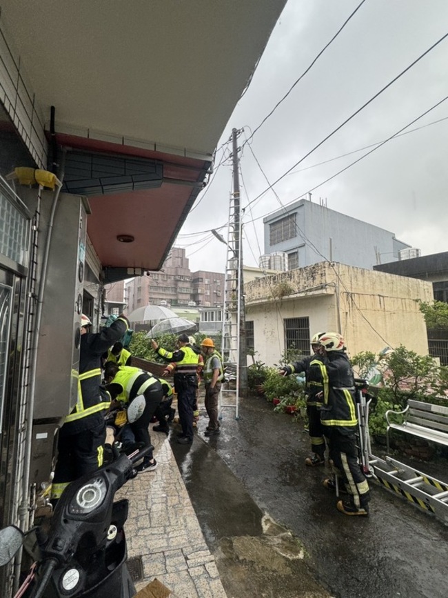 台電承攬商作業疑感電昏迷　送醫不治 | 華視新聞