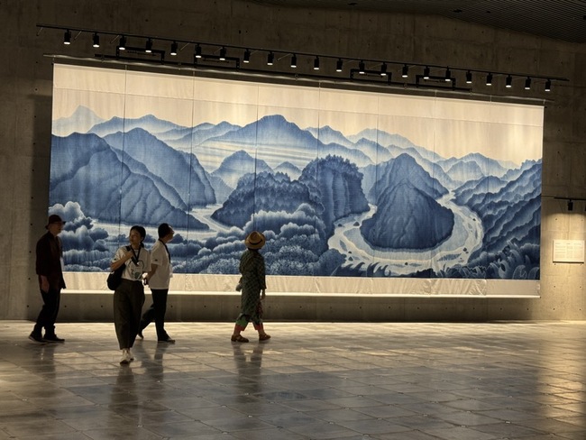 文化世博在大阪  陳景林藍染巨作「台灣母親河」亮相 | 華視新聞