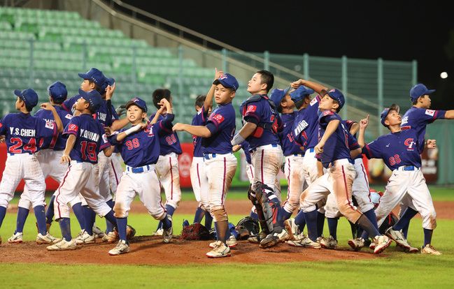 U12世界盃台灣險勝韓國  教頭：盡力就是美好一戰 | 華視新聞