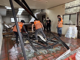 救災罷免雙線進行　民進黨進駐823罷區地毯式陸戰