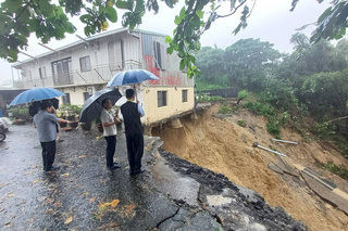 台南柳營民宅邊坡崩塌  一家8口暫撤離安置